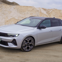 Opel astra sports tourer hybrid ultimate - test 2025