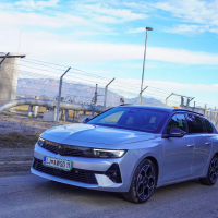 Opel astra sports tourer hybrid ultimate - test 2025