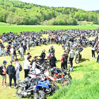Blagoslov motoristov v Mirni peci 2025