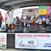 Blagoslov motoristov v Mirni peci 2025