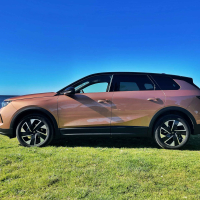 Opel grandland 1.2 turbo hibrid GS - test 2025