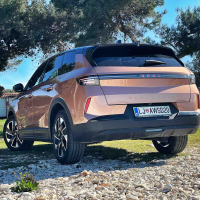 Opel grandland 1.2 turbo hibrid GS - test 2025