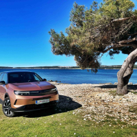 Opel grandland 1.2 turbo hibrid GS - test 2025