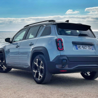 Renault 4 e-tech electric - za volanom 2025