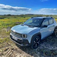 Renault 4 e-tech electric - za volanom 2025