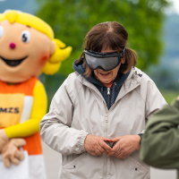Drive-in kino in druženje ob otvoritvi nove steze za tehnične preglede v AMZS Kranj - 1.del