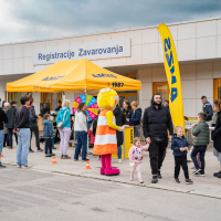 Drive-in kino in druženje ob otvoritvi nove steze za tehnične preglede v AMZS Kranj - 1.del