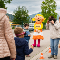 Drive-in kino in druženje ob otvoritvi nove steze za tehnične preglede v AMZS Kranj - 1.del
