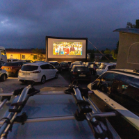 Drive-in kino in druženje ob otvoritvi nove steze za tehnične preglede v AMZS Kranj - 1.del