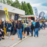 Drive-in kino in druženje ob otvoritvi nove steze za tehnične preglede v AMZS Kranj - 1.del