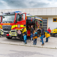 Drive-in kino in druženje ob otvoritvi nove steze za tehnične preglede v AMZS Kranj - 2.del