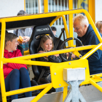 Drive-in kino in druženje ob otvoritvi nove steze za tehnične preglede v AMZS Kranj - 2.del