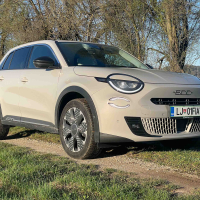 Fiat 600 1.2 E-DCT6 MHEV 100 la prima - test 2025