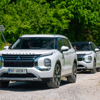 Mitsubishi outlander in člani AMZS - doživetje 2025