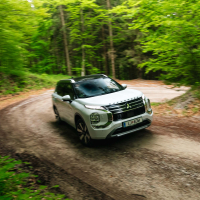 Mitsubishi outlander in člani AMZS - doživetje 2025