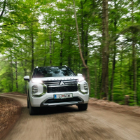 Mitsubishi outlander in člani AMZS - doživetje 2025