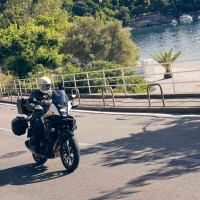 Honda menjalniki tri dežele - Na motorju 2025