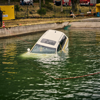 Avto pod vodo - AMZS preskus 2025