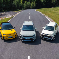 Hyundai inster 49kW impression, renault 5 EV52 iconic in škoda elroq 85 - test 2025