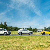 Hyundai inster 49kW impression, renault 5 EV52 iconic in škoda elroq 85 - test 2025