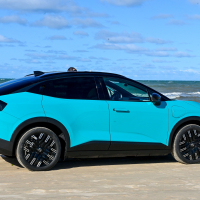 Novi nissan leaf - za volanom 2025