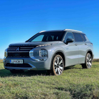 Mitsubishi outlander 2.4 PHEV instyle - test 2025