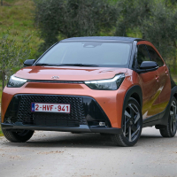Toyota aygo X HEV - za volanom