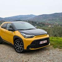 Toyota aygo X HEV - za volanom