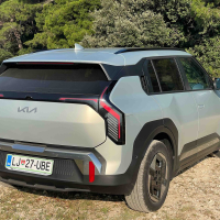Kia EV3 sky 58,3 kWh - panorama 2025