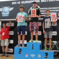 PODIUM MX 85.jpg