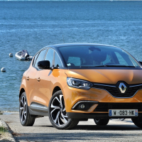 renault scenic 1.jpg