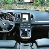 renault scenic 5.jpg