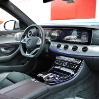 MB E 220D 8.jpg