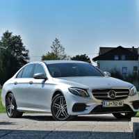 MB E 220D 9.jpg