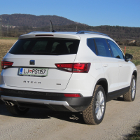 seat ateca zadaj.jpg