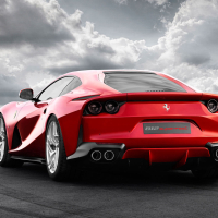 Ferrari-812-Superfast-03.jpg