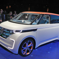 04 - Volkswagen-BUDD-e.jpg
