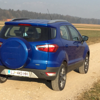 ford ecosport zadaj.jpg