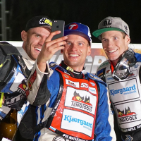 mediaspeed_podiumselfie_Vaculik_Zagar_Doyle.jpg