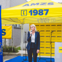 AMZS92017-0425.jpg