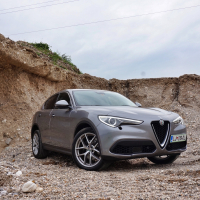 alfa stelvio test sep 17 18.jpg