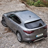 alfa stelvio test sep 17 21.jpg