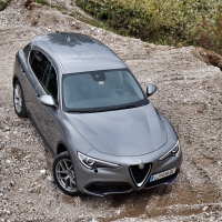 alfa stelvio test sep 17 20.jpg