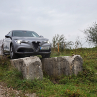 alfa stelvio test sep 17 11.jpg