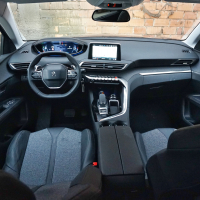 Peugeot 5008 (16 of 21).jpg