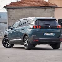 Peugeot 5008 (13 of 21).jpg