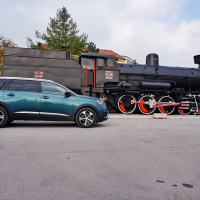 Peugeot 5008 (11 of 21).jpg