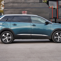 Peugeot 5008 (12 of 21).jpg
