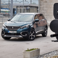 Peugeot 5008 (10 of 21).jpg