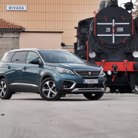 Peugeot 5008 (7 of 21).jpg